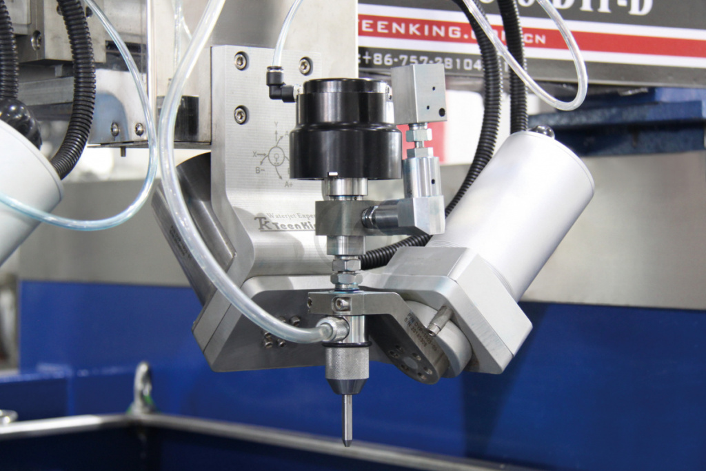 3-осевые и 5-осевые гидроабразивные станки: отличия и преимущества